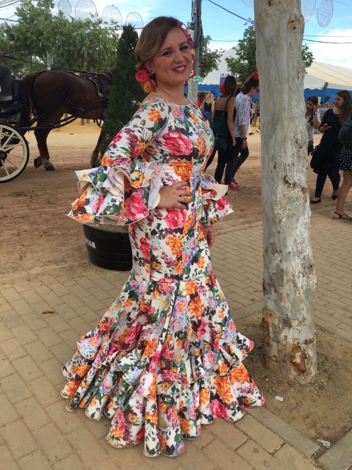 Todo Ideas en complementos flamenca niña floral andaluz – Ideas de  Peluqueria Manuela Jurado Salón