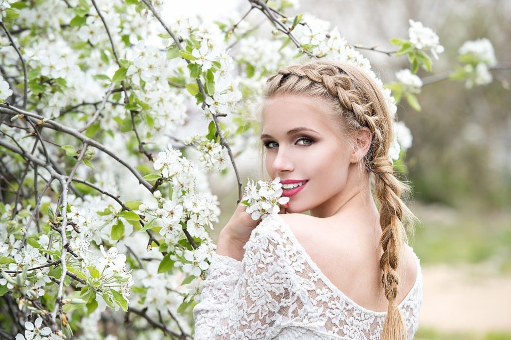 Peluqueria para Bodas en Cordoba Coleta Trenzas