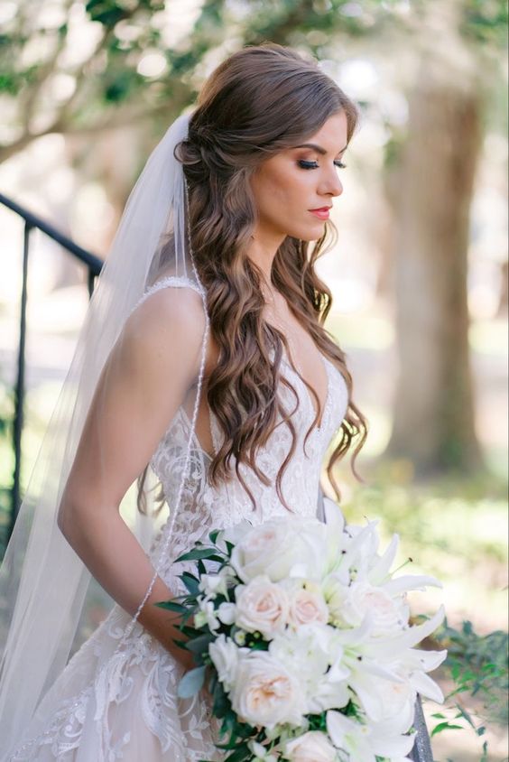 Peluqueria para Bodas en Cordoba pelo largo ondas